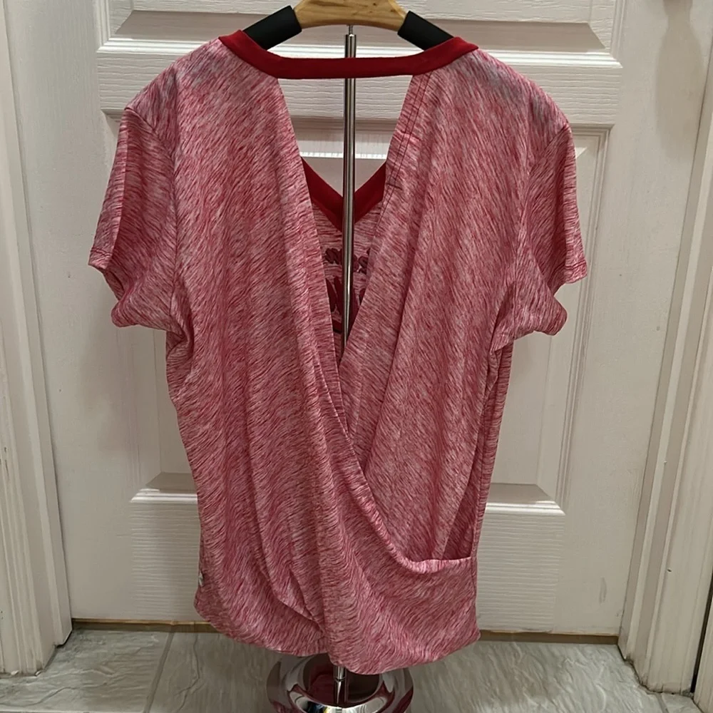 Arizona Diamondbacks V-Neck T-Shirt…sexy sneak peek back